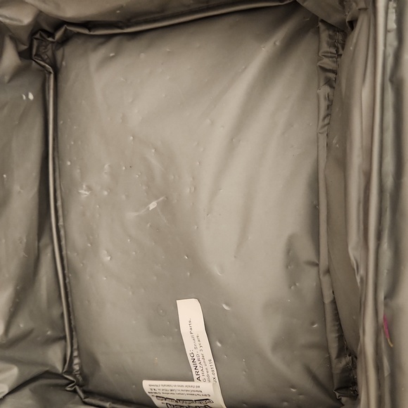 Pokemon Lunchbox and Drawstring Bag - Picture 5 of 8